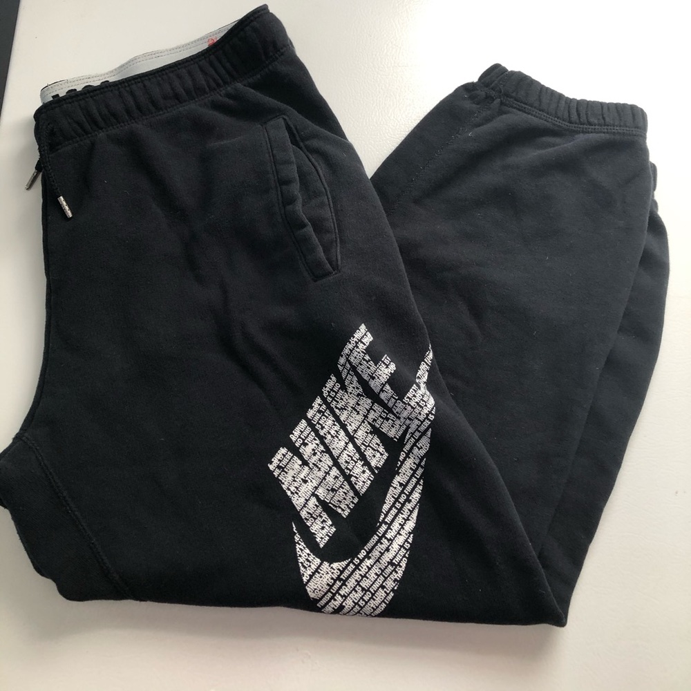 Nike Sweatpants